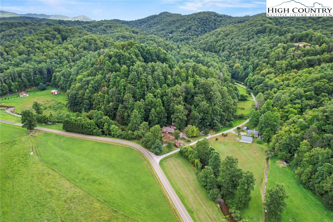 Image number 1 for the current listing