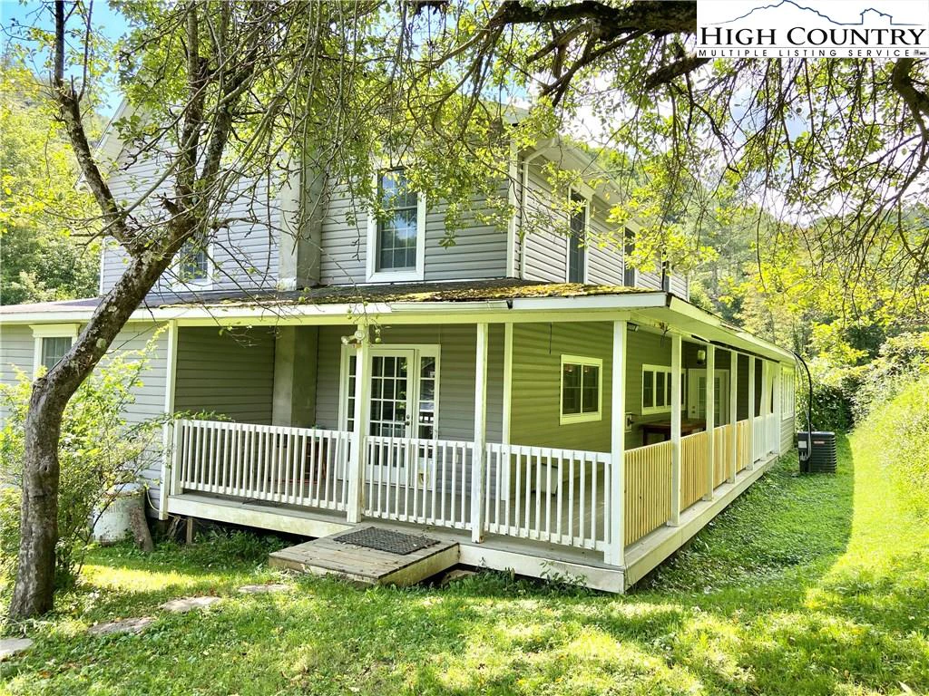 Image number 29 for the current listing