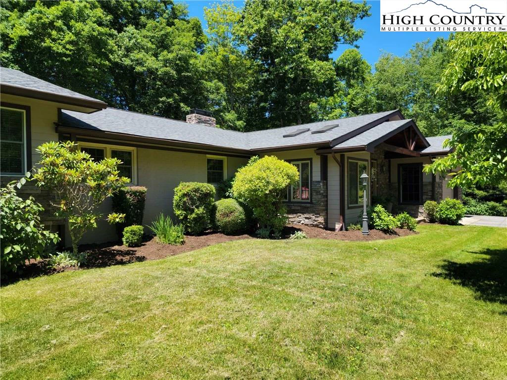 Image number 20 for the current listing