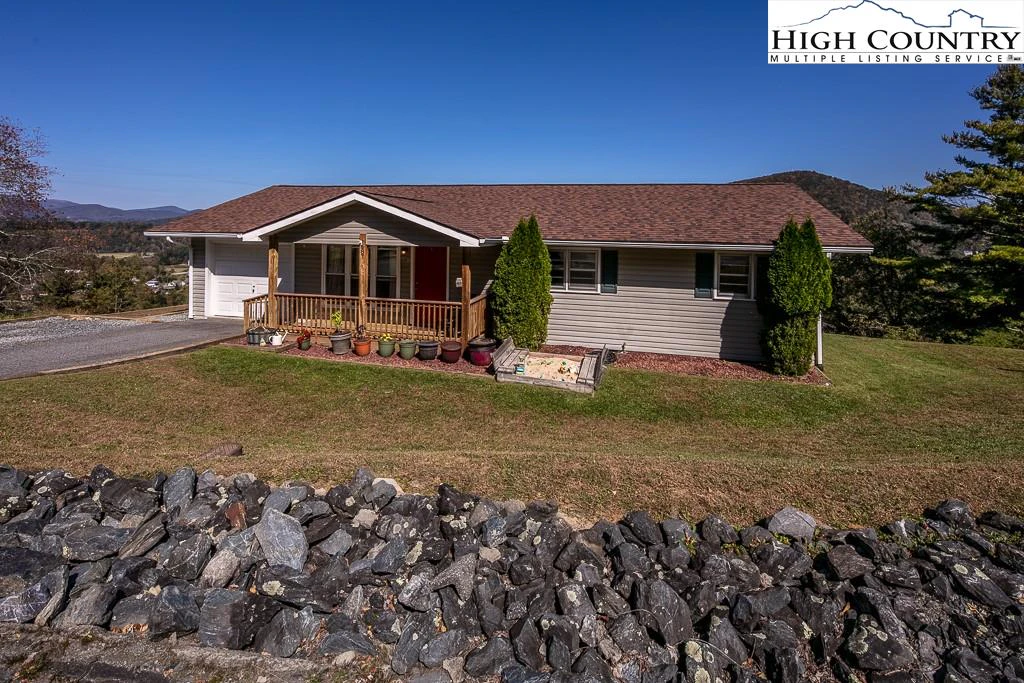 Image number 18 for the current listing