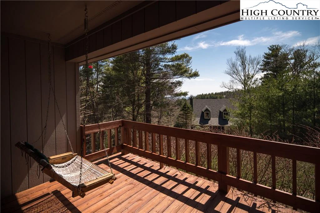 Image number 12 for the current listing
