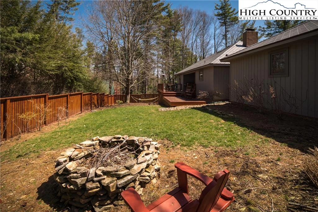 Image number 4 for the current listing