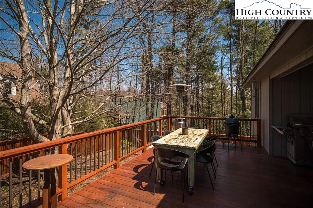 Image number 7 for the current listing