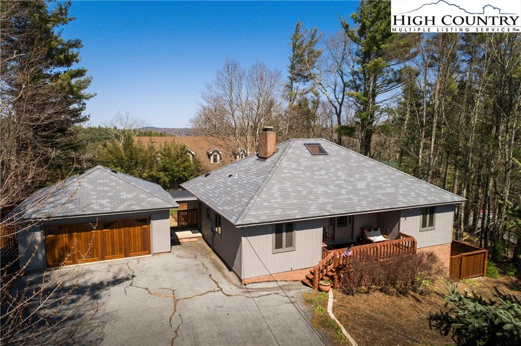 Image number 13 for the current listing