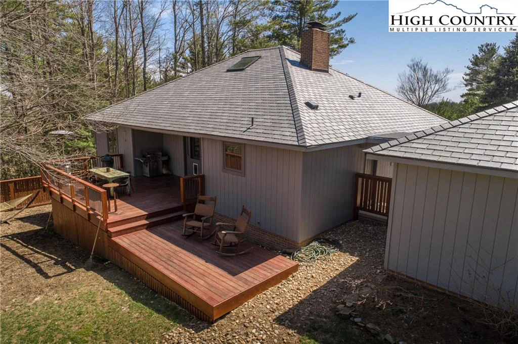 Image number 14 for the current listing