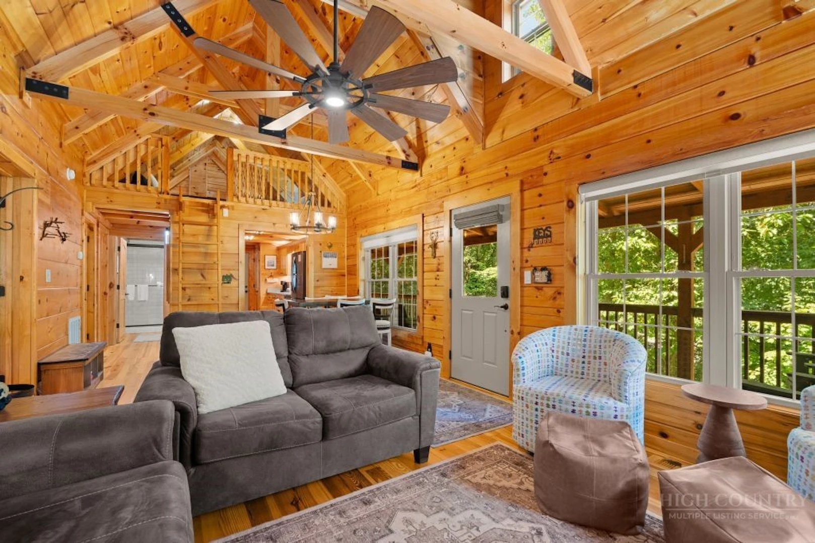 Image number 18 for the current listing