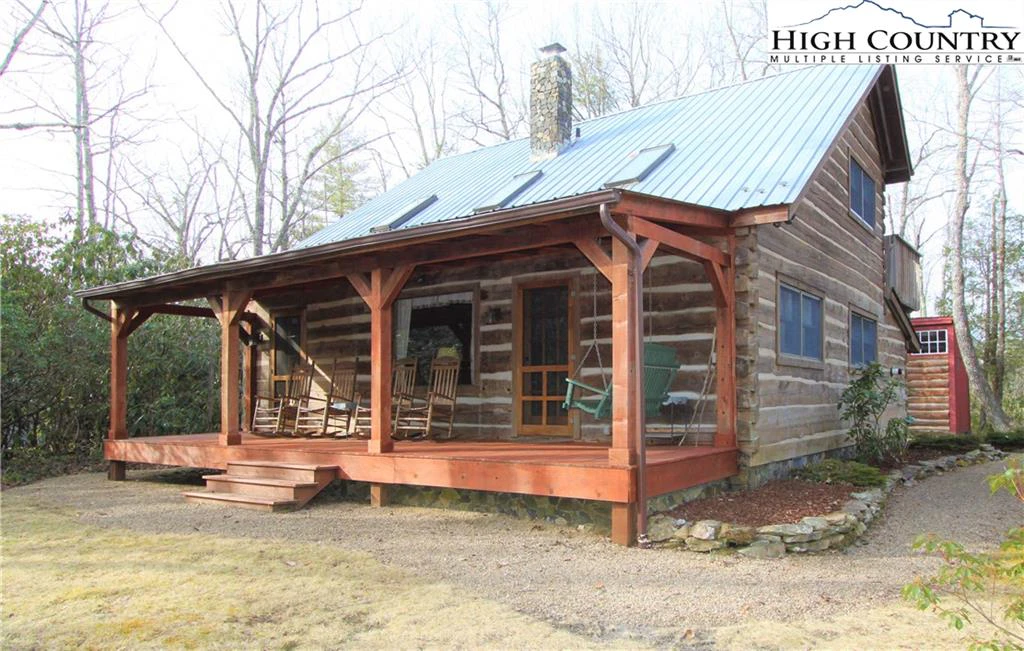 Image number 1 for the current listing