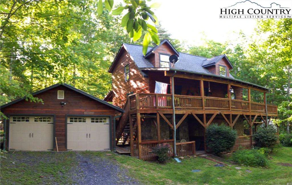 Image number 1 for the current listing