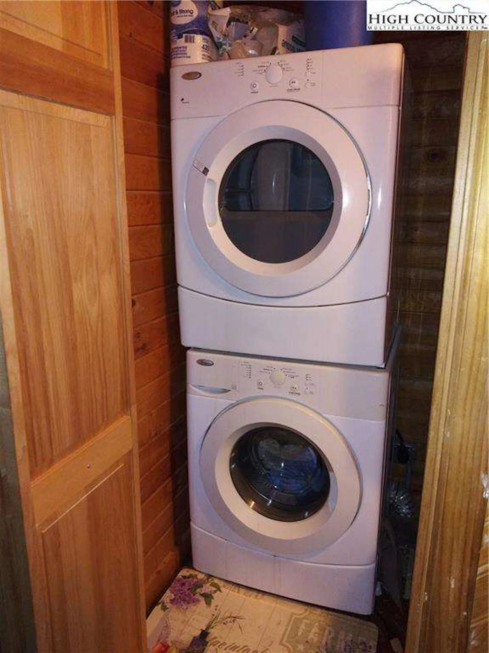 Image number 11 for the current listing