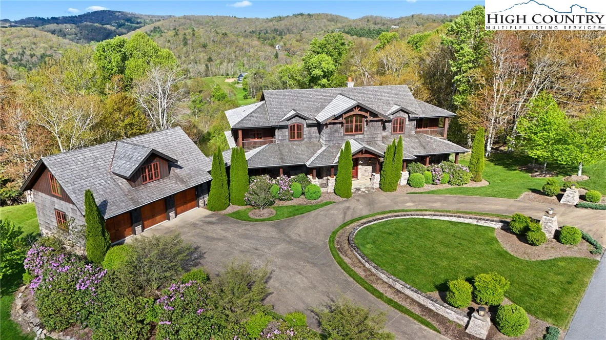 Image number 1 for the current listing