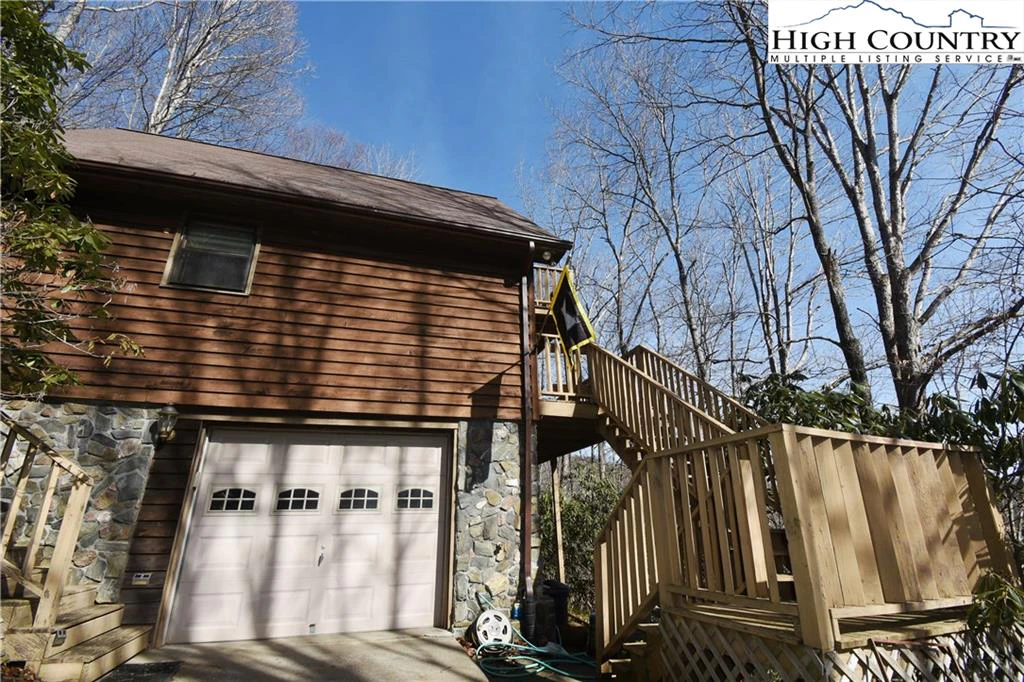 Image number 4 for the current listing