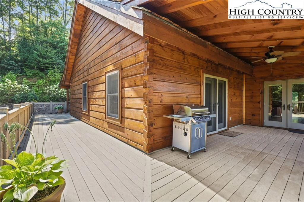 Image number 12 for the current listing