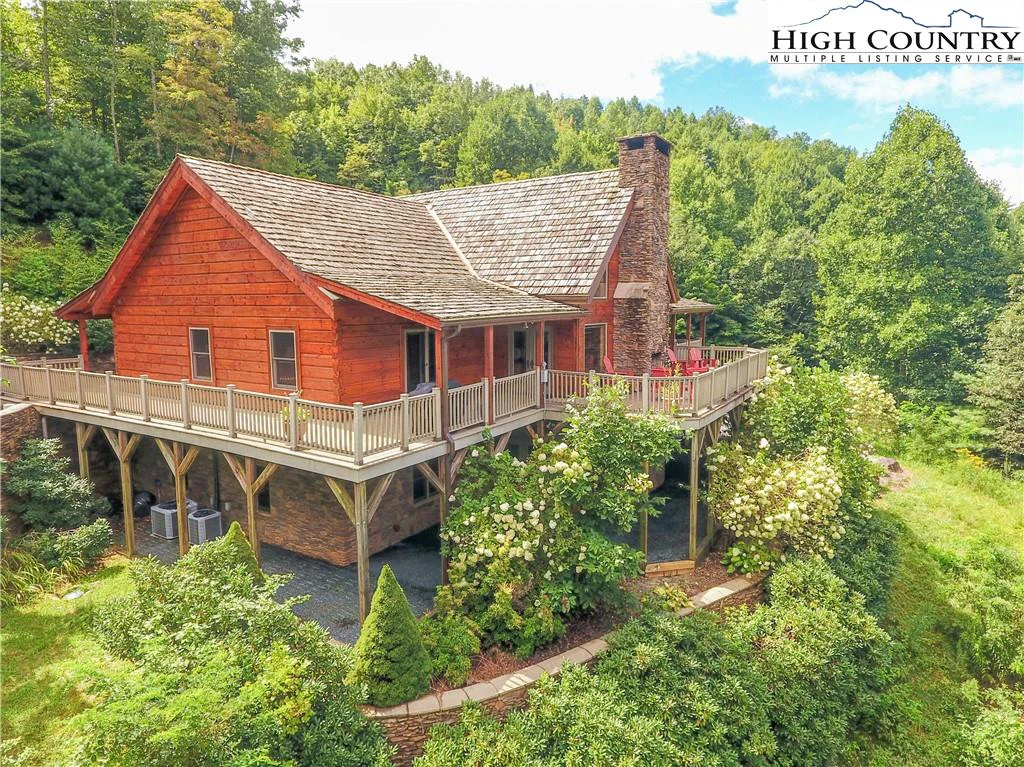 Image number 19 for the current listing