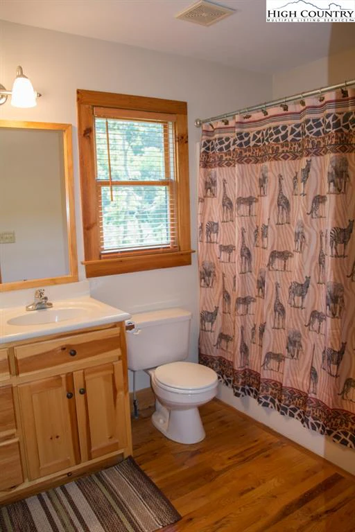 Image number 7 for the current listing