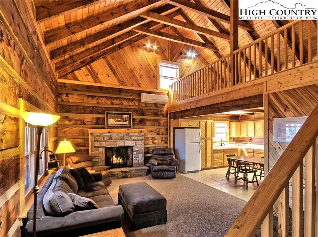 Image number 5 for the current listing