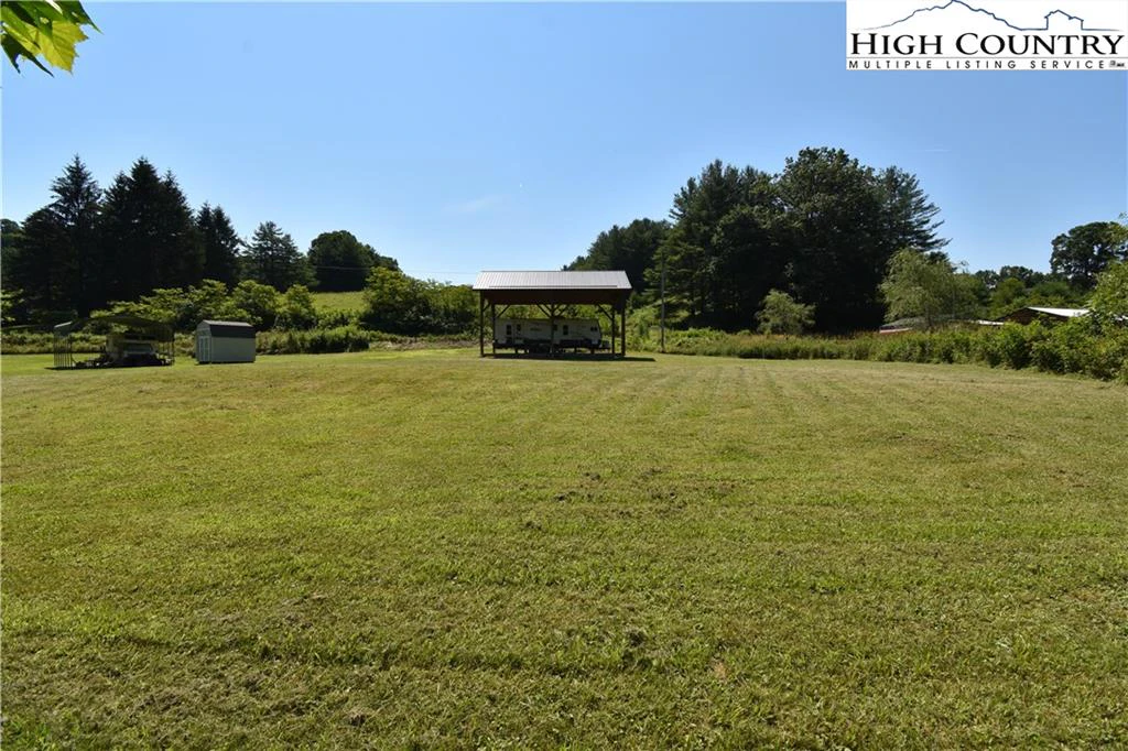 Image number 16 for the current listing