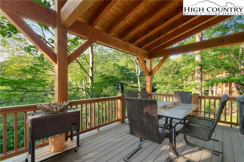 Image number 20 for the current listing