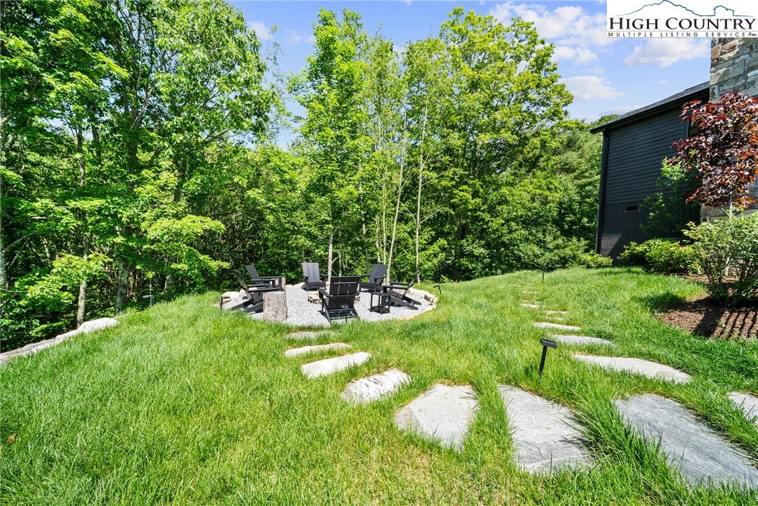 Image number 20 for the current listing