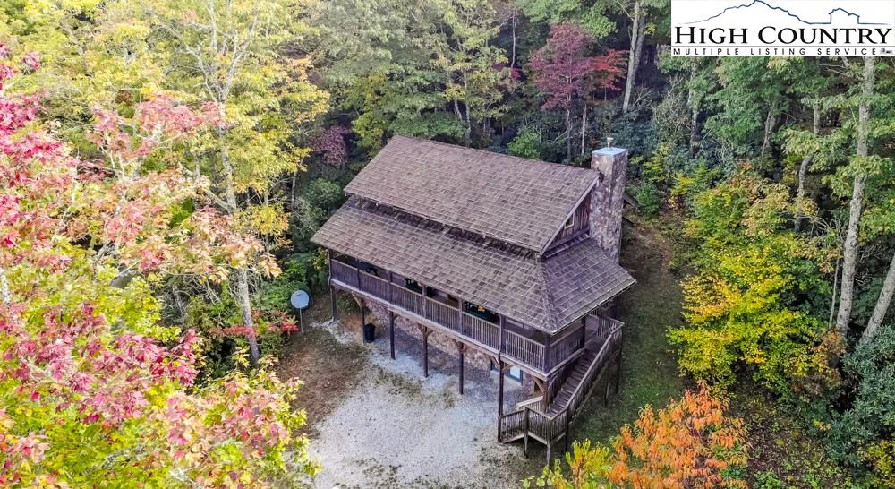 Image number 1 for the current listing