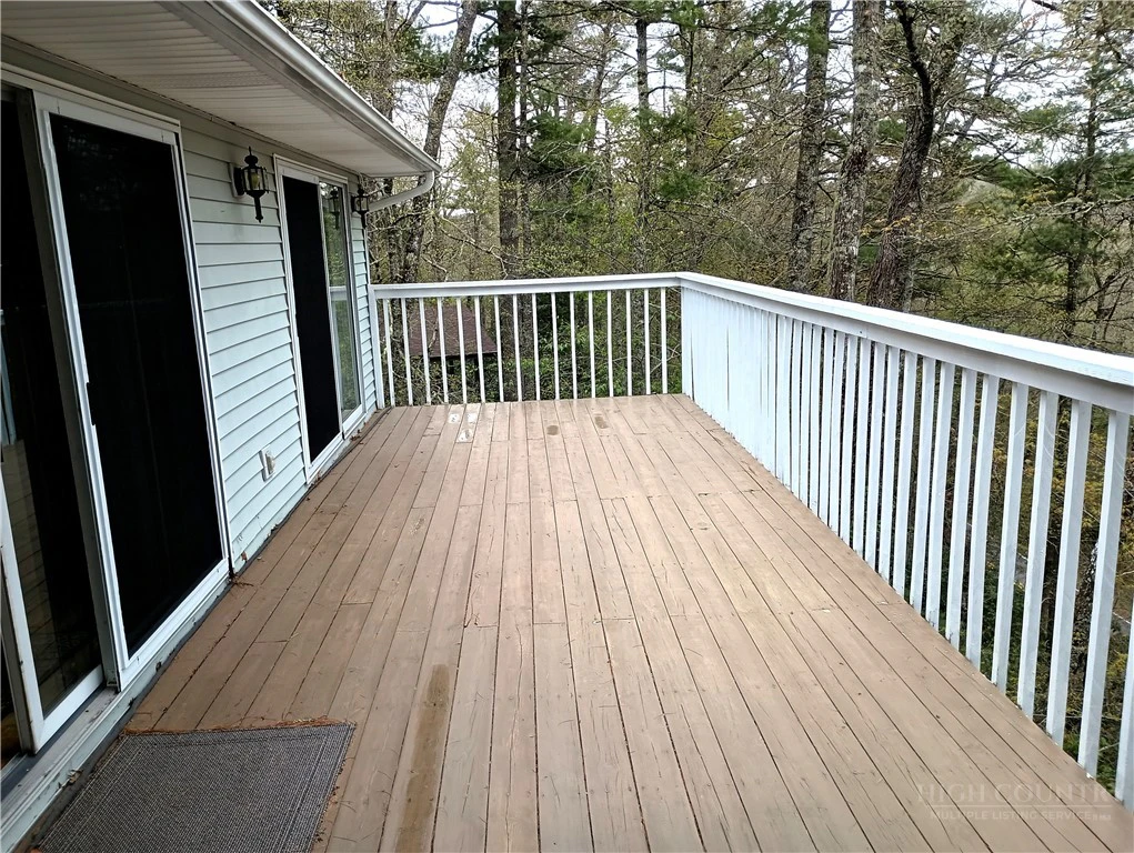 Image number 7 for the current listing