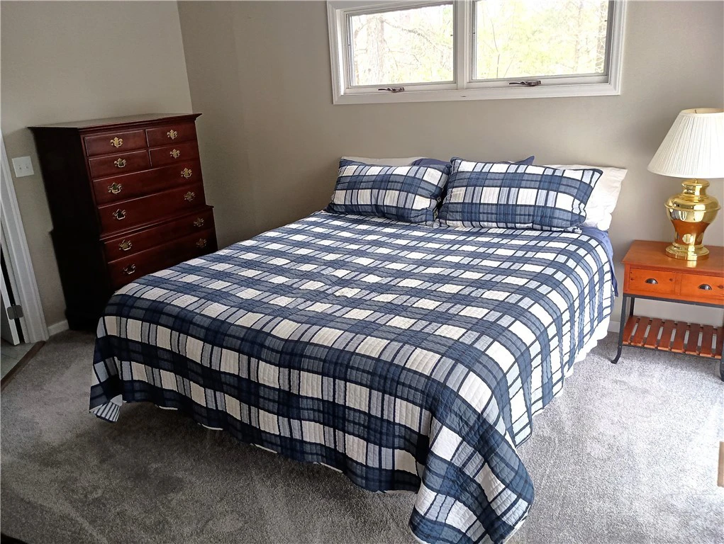 Image number 21 for the current listing