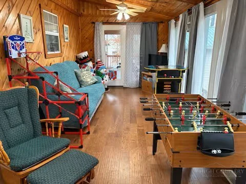 Image number 10 for the current listing