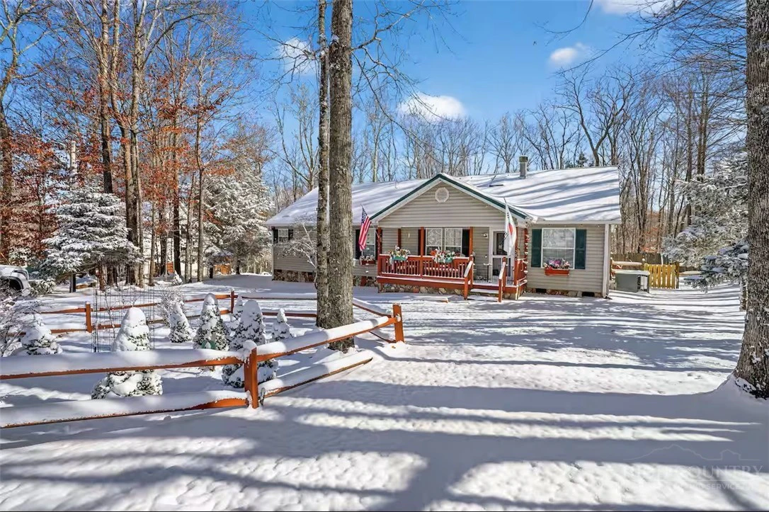 Image number 16 for the current listing