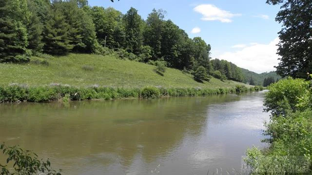 Image number 9 for the current listing
