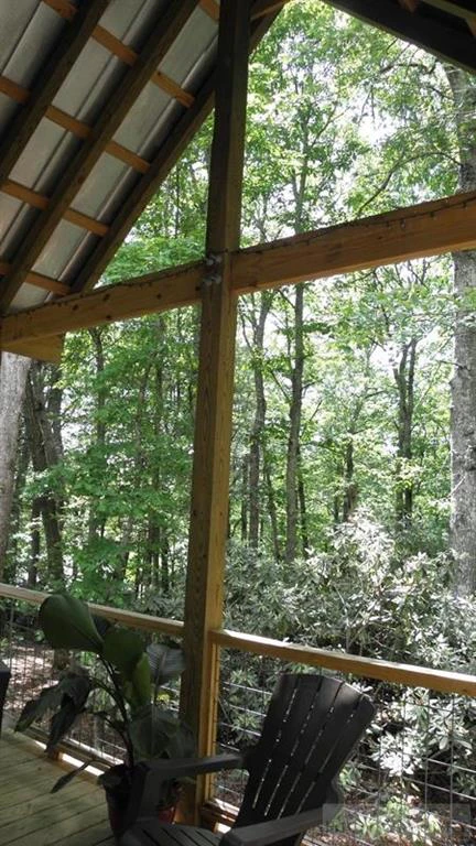 Image number 8 for the current listing