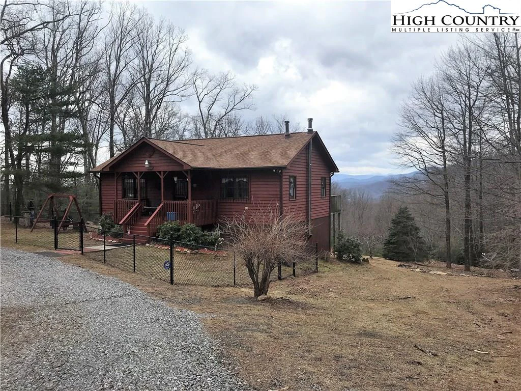 Image number 1 for the current listing