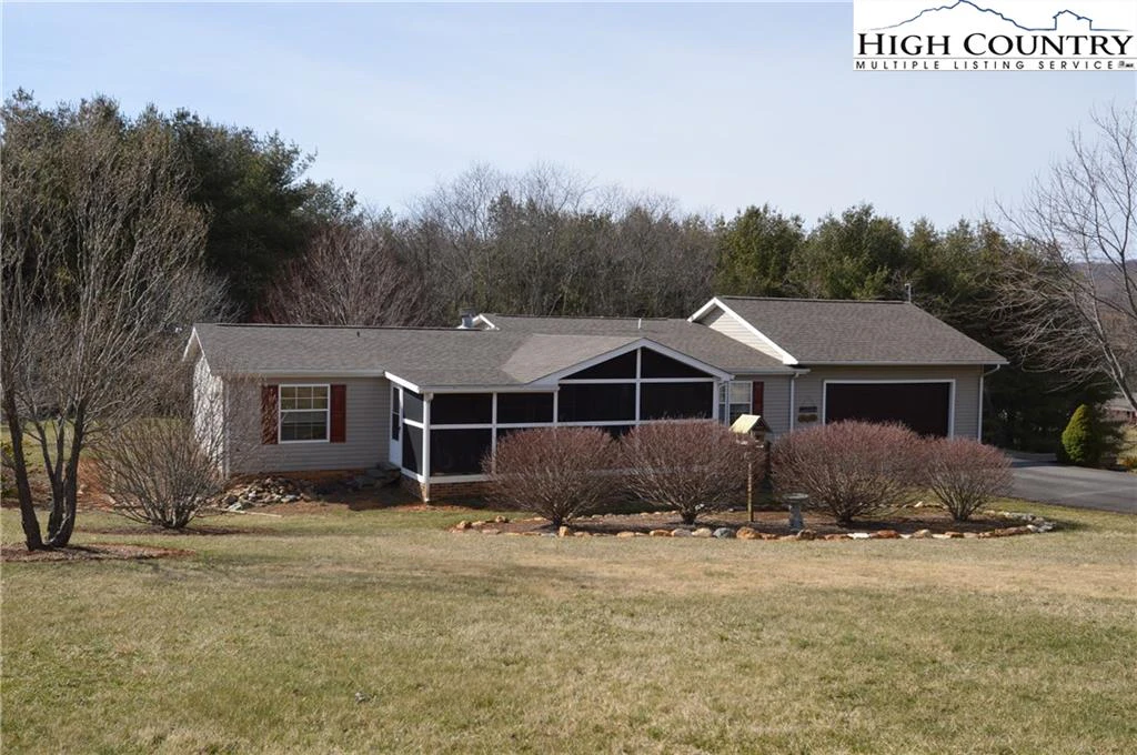 Image number 1 for the current listing