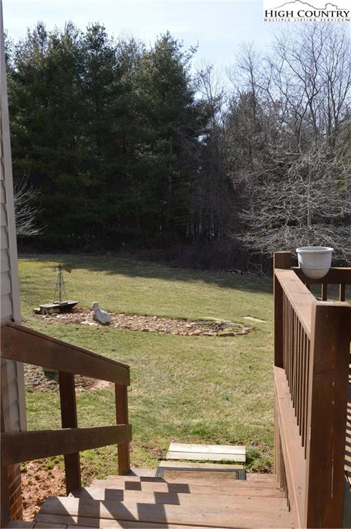 Image number 7 for the current listing