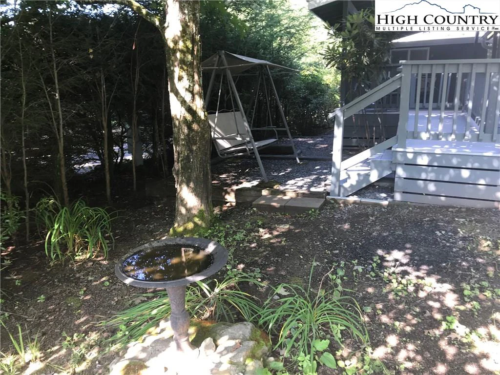 Image number 6 for the current listing