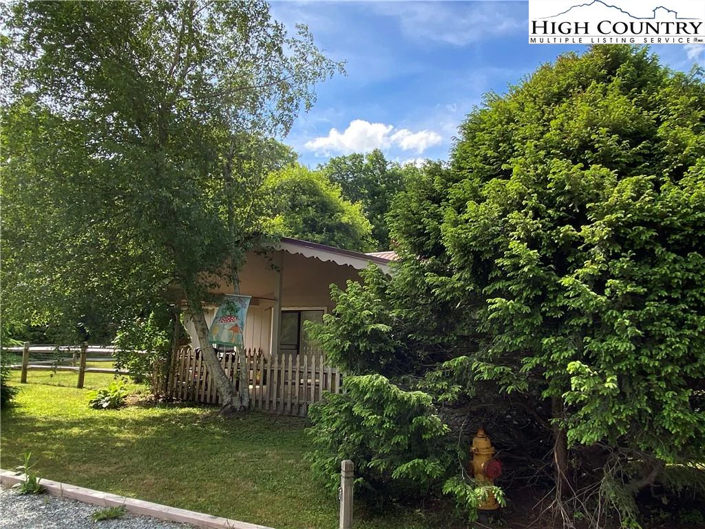 Image number 12 for the current listing