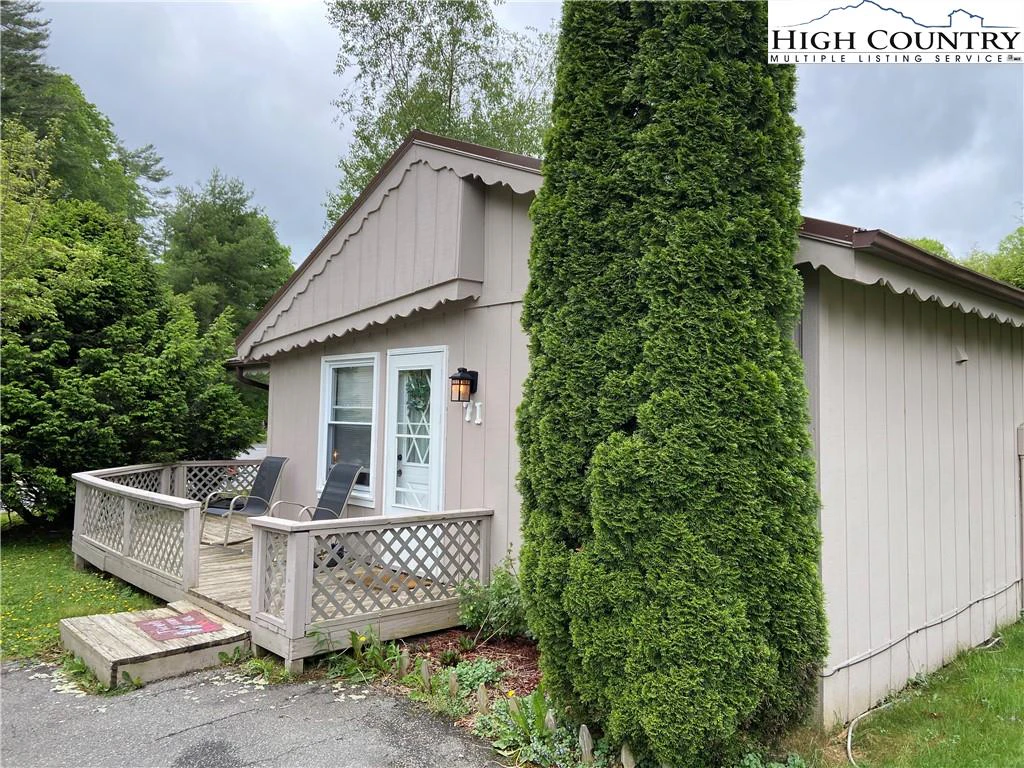 Image number 6 for the current listing
