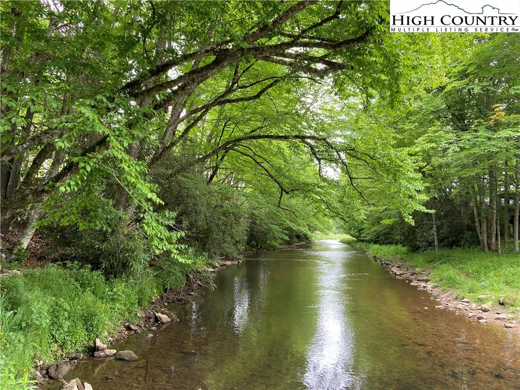 Image number 9 for the current listing