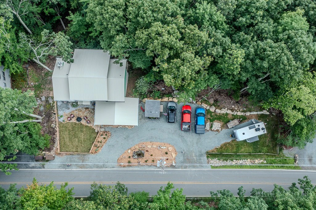 Image number 2 for the current listing