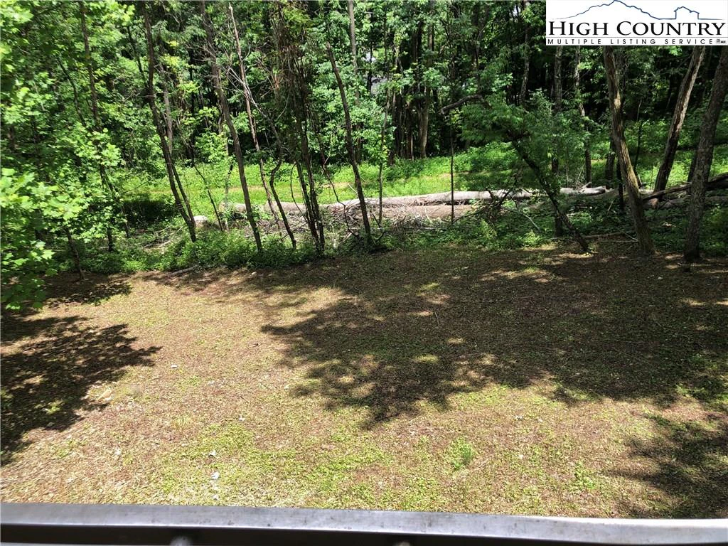 Image number 3 for the current listing