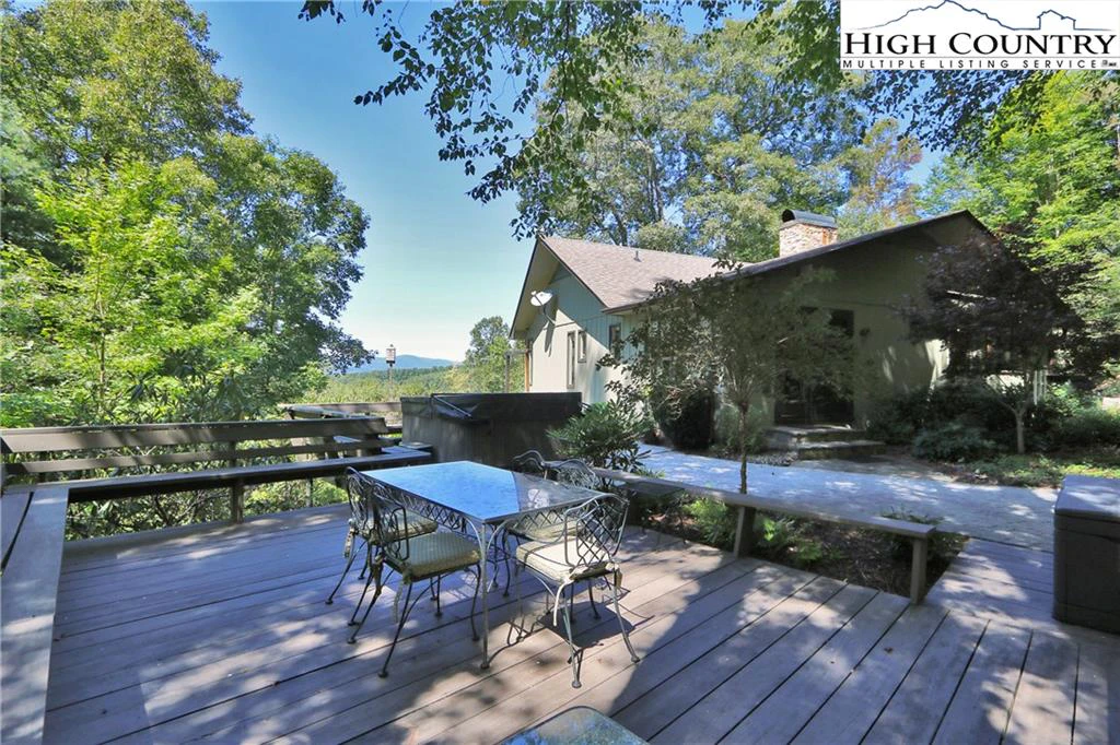 Image number 12 for the current listing