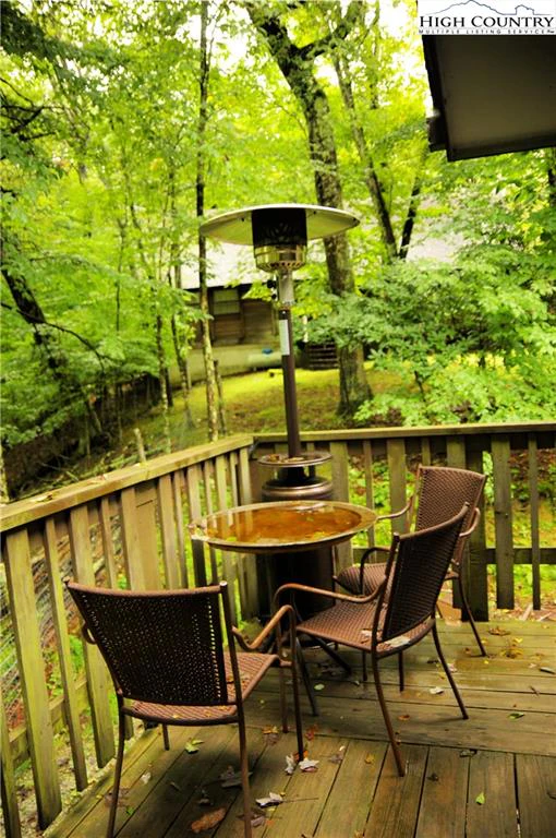 Image number 15 for the current listing
