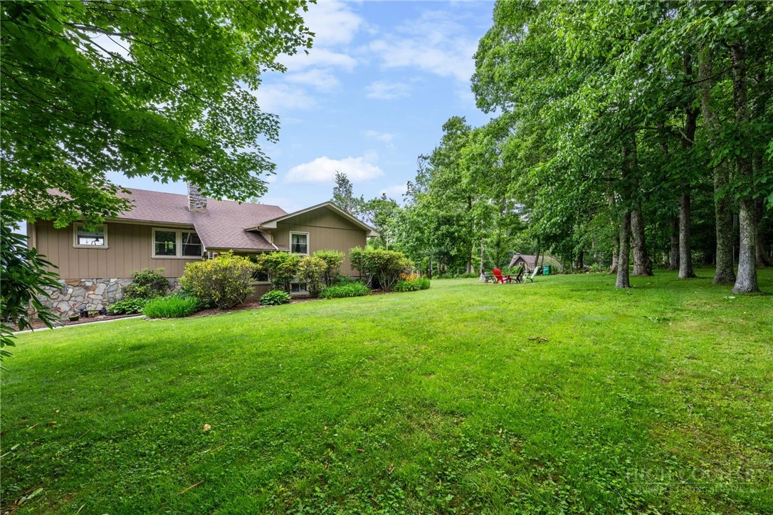 Image number 5 for the current listing