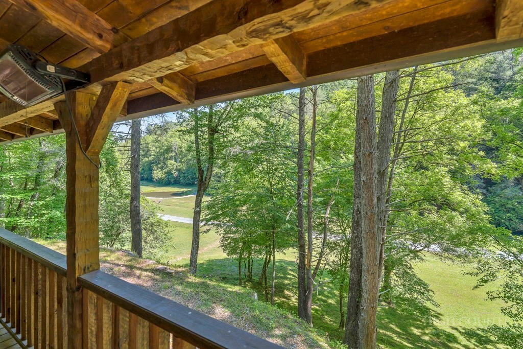 Image number 6 for the current listing