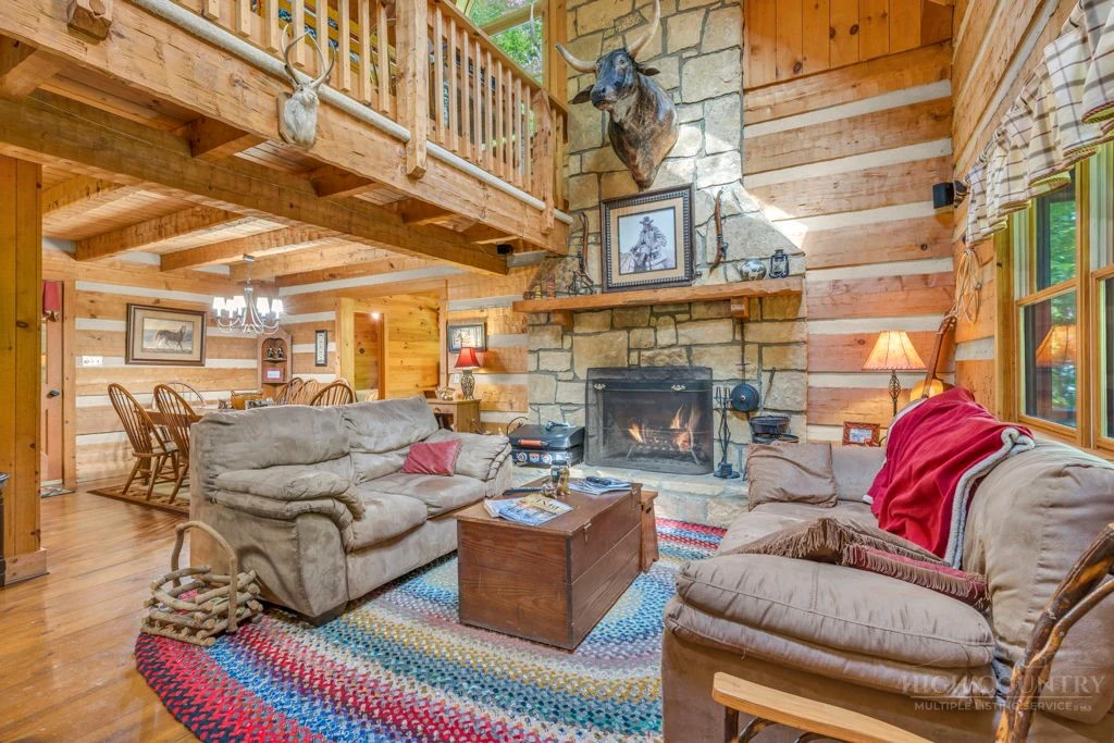 Image number 10 for the current listing