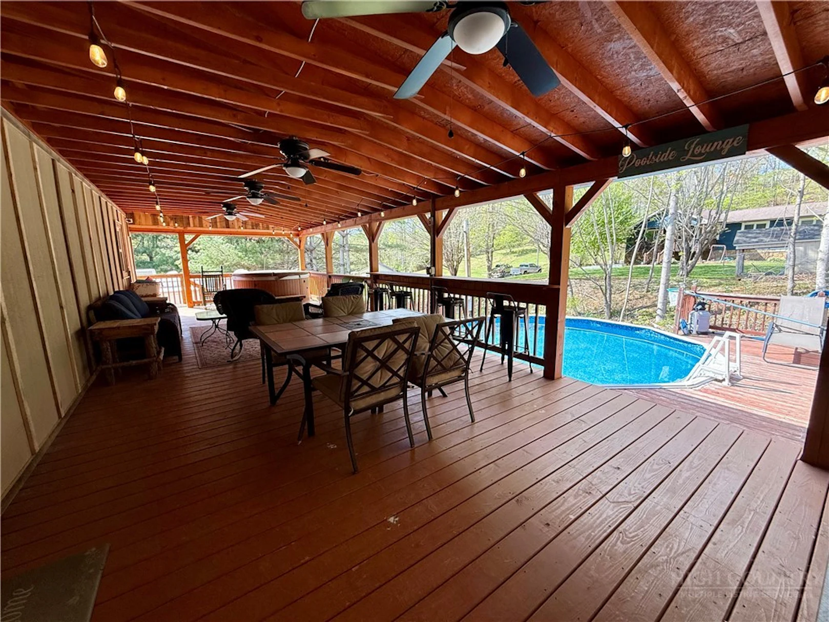 Image number 4 for the current listing
