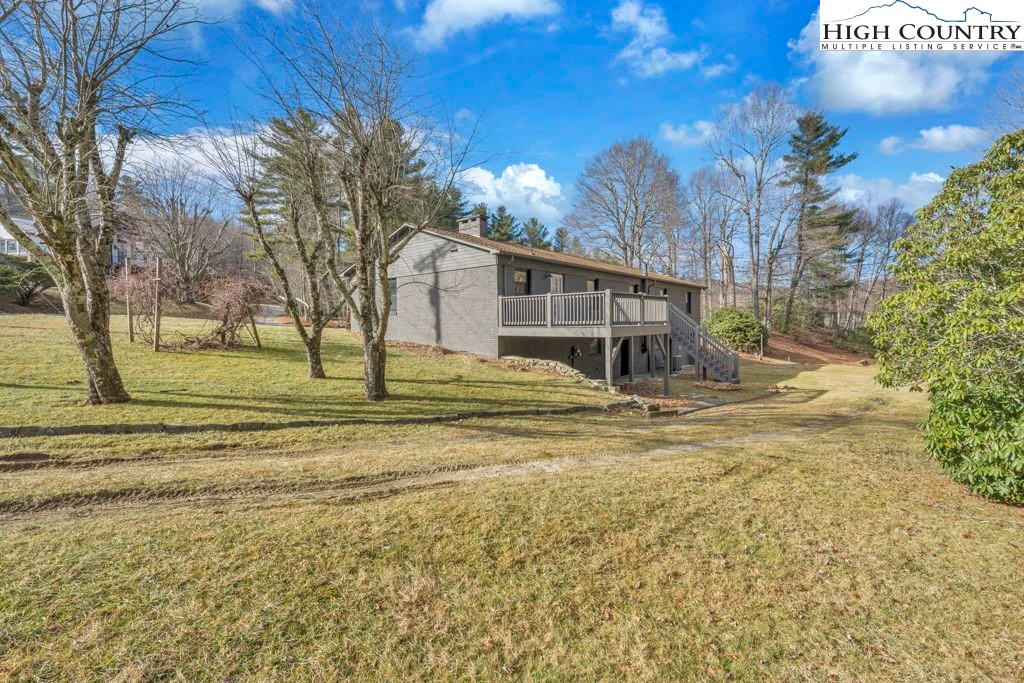 Image number 8 for the current listing