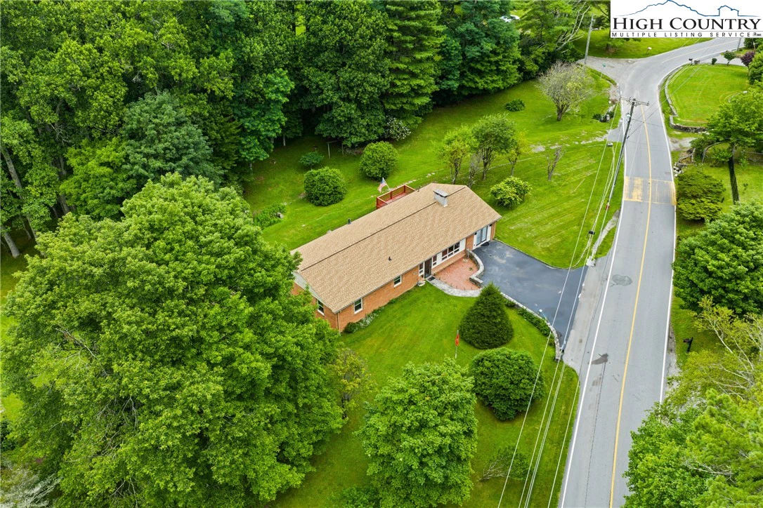 Image number 16 for the current listing