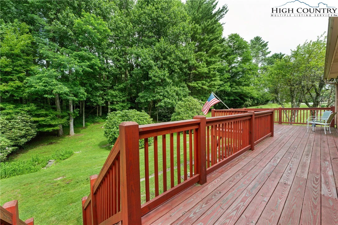 Image number 2 for the current listing