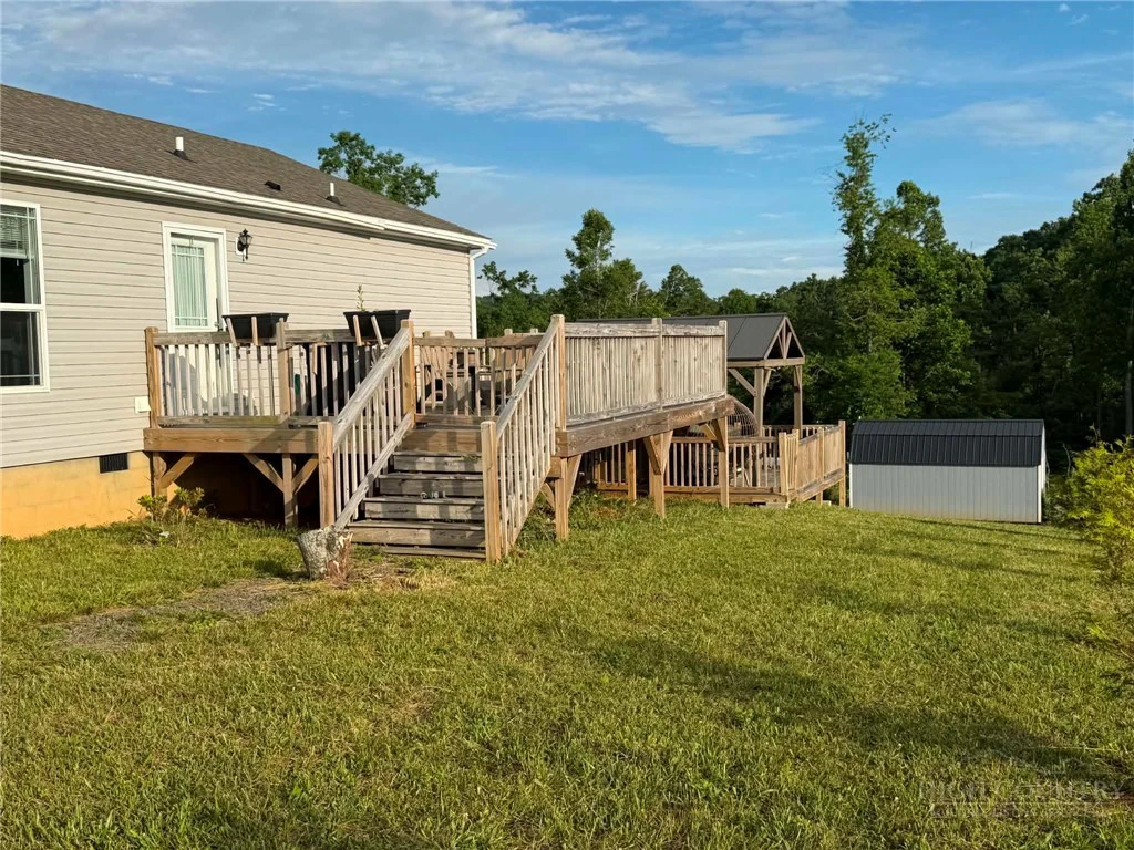 Image number 9 for the current listing