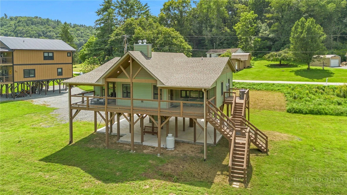 Image number 6 for the current listing
