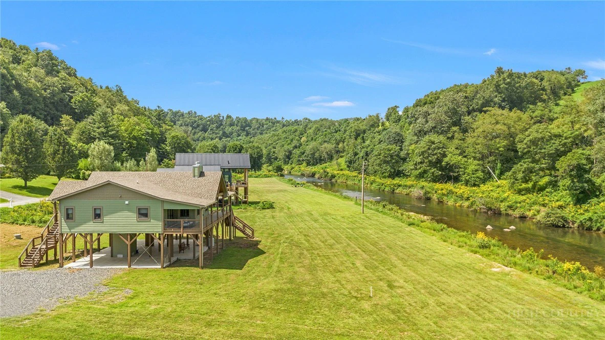 Image number 7 for the current listing
